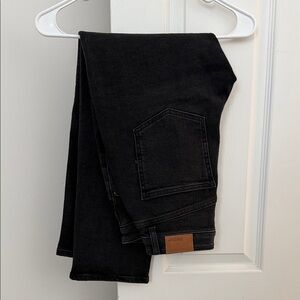 Revtown Black Ankle Jeans